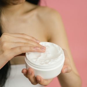 Crème hydratante & Crème solaire